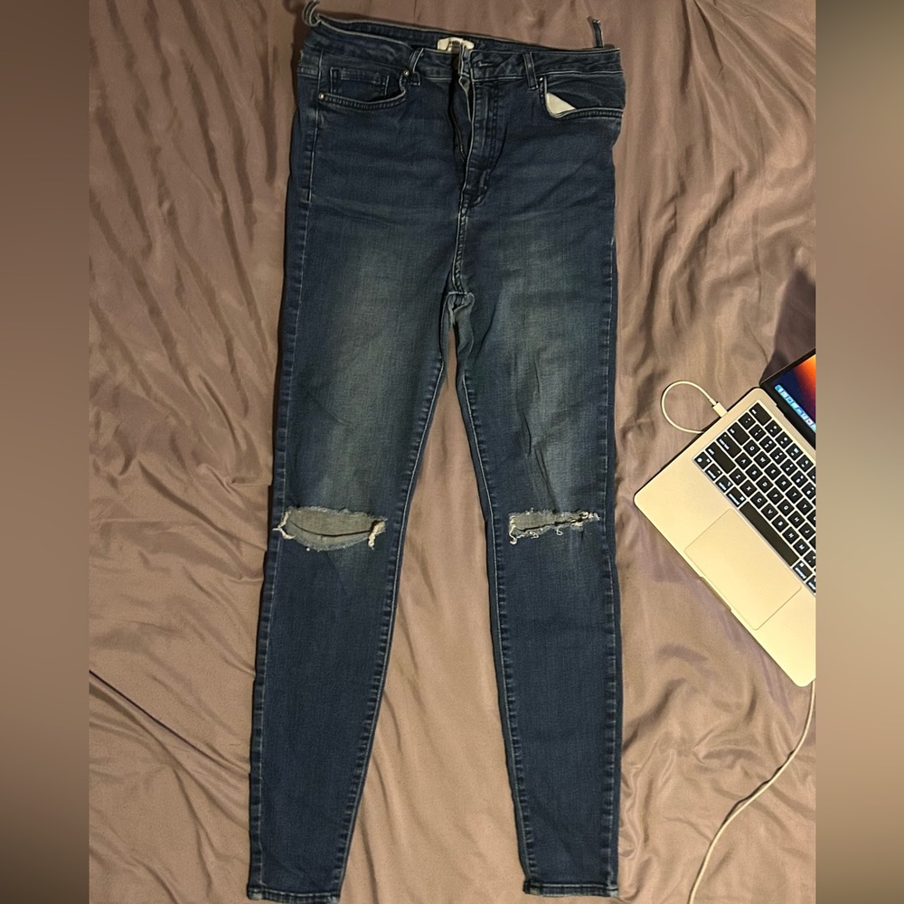 5 dollars jeans